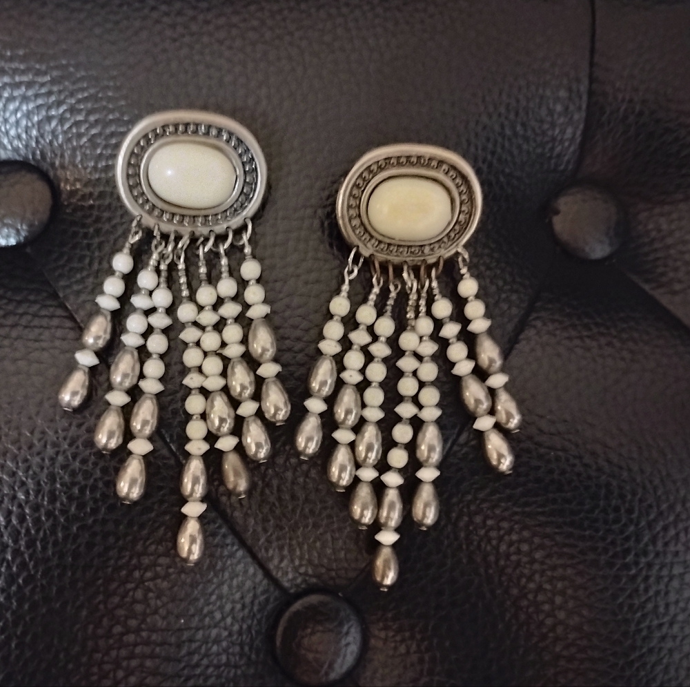 Elegant Silver and Cream Dangle Earrings Studs